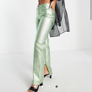 mid rise 90s straight leg jeans in metallic green